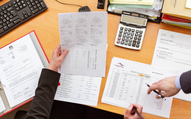  Calculating Interest and Principal in a Monthly Payment / Υπολογίζοντας τον τόκο και το κεφάλαιο στη μηνιαία δόση